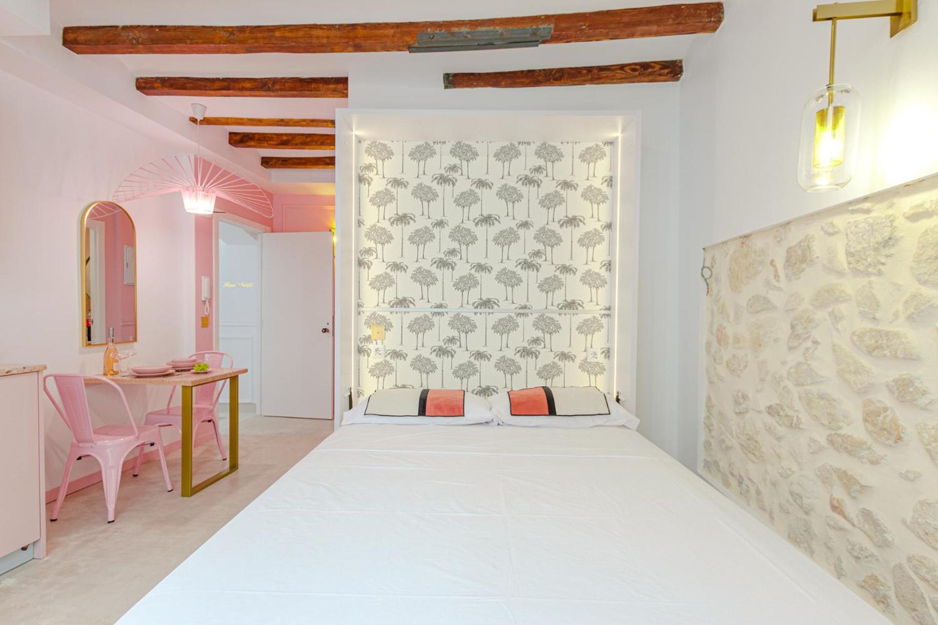 Glamorous Pink Studio In City Center Alicante Exteriör bild