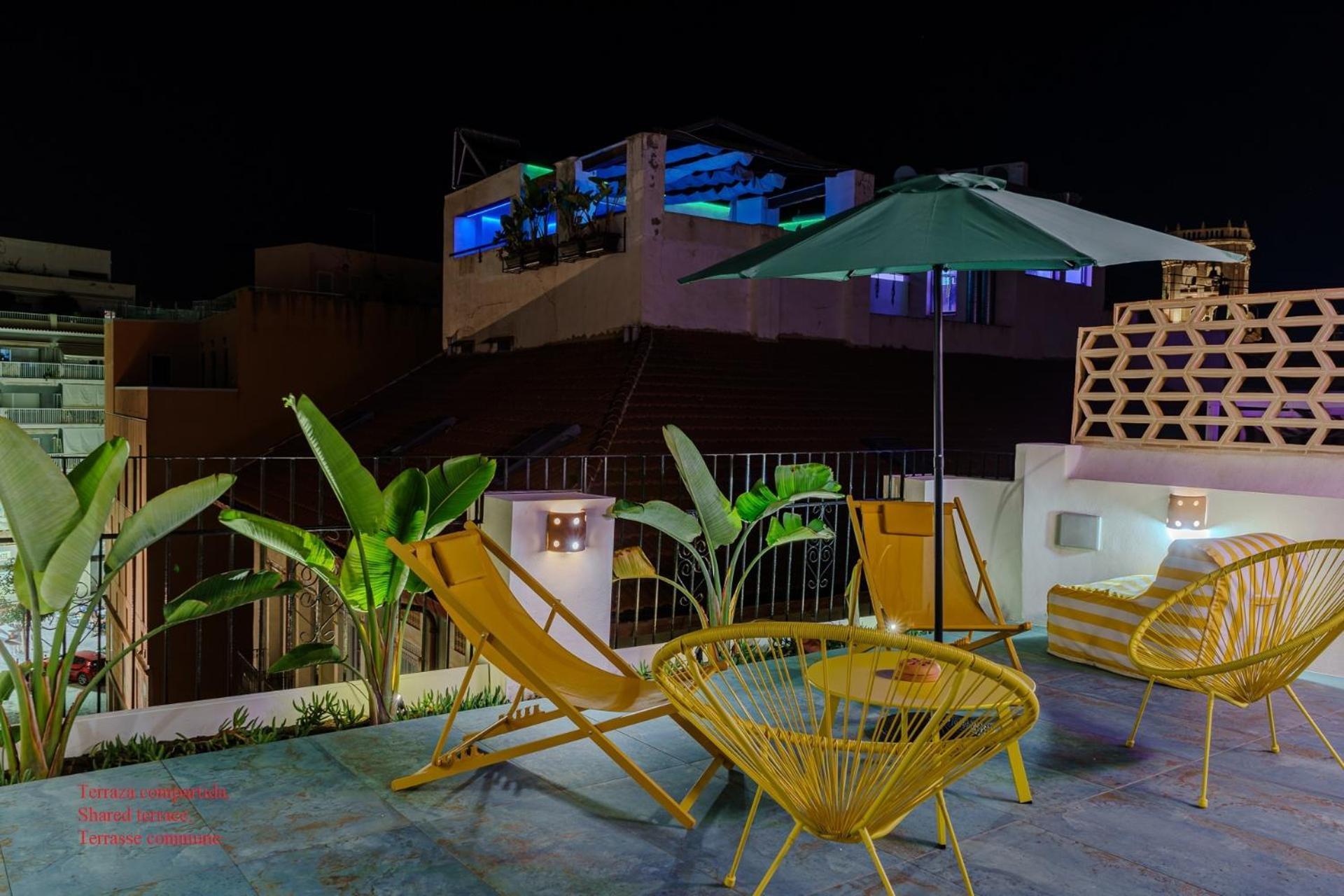 Glamorous Pink Studio In City Center Alicante Exteriör bild